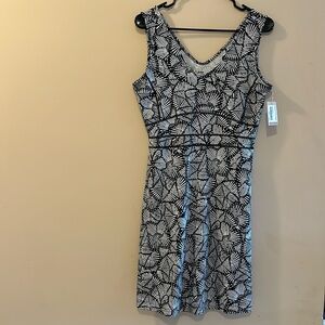 NWT, Title Nine dream dress, black and white, size M